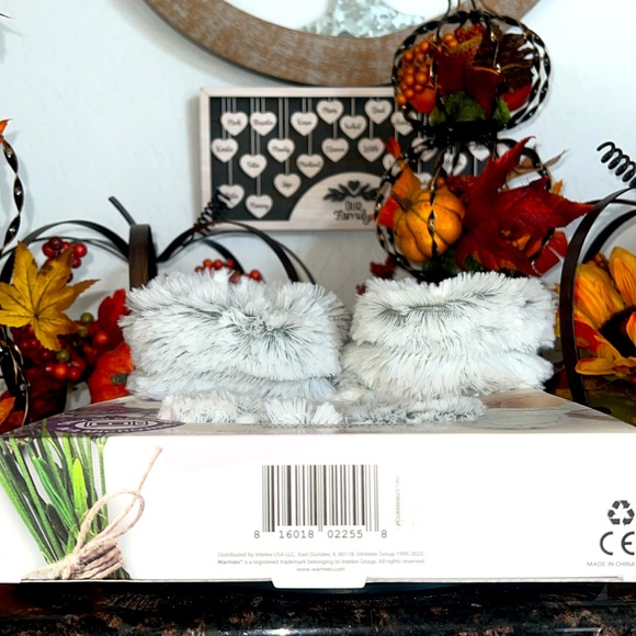 🩶Marshmallow🩶 Gray Warmies Boots - Picture 5 of 8